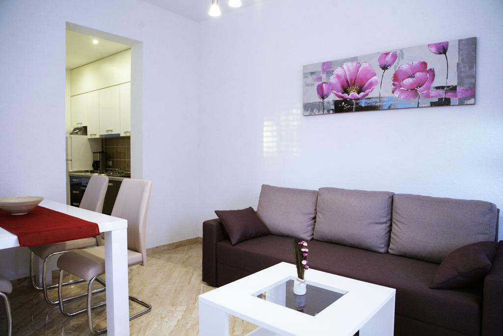 Porta Anna Apartments 梅杜林 外观 照片